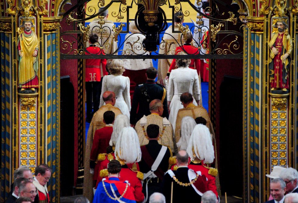 Korunovace krále Karla III.: Příjezd do Westminsterského opatství
