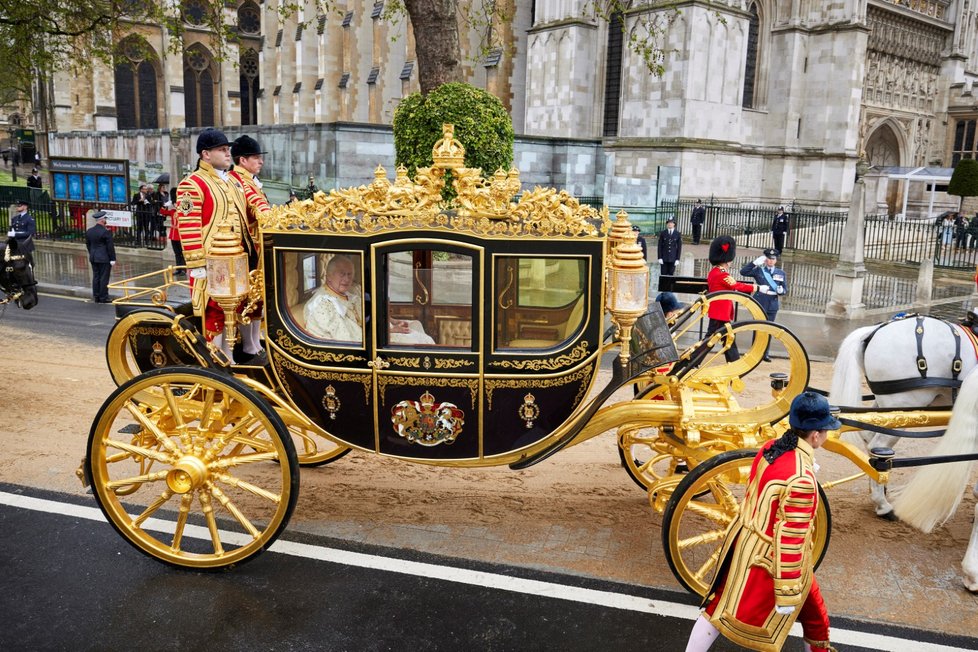 Korunovace krále Karla III.: Zlatý kočár