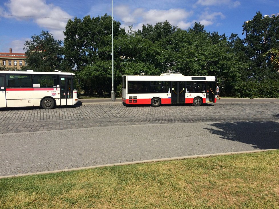 Autobusové nádraží u Vítězného náměstí