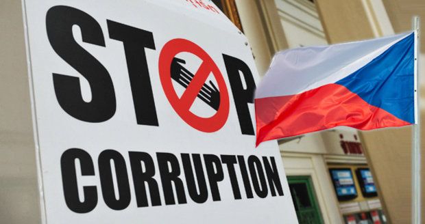 Česko je zkorumpovanější než dřív? V celosvětovém žebříčku propadlo