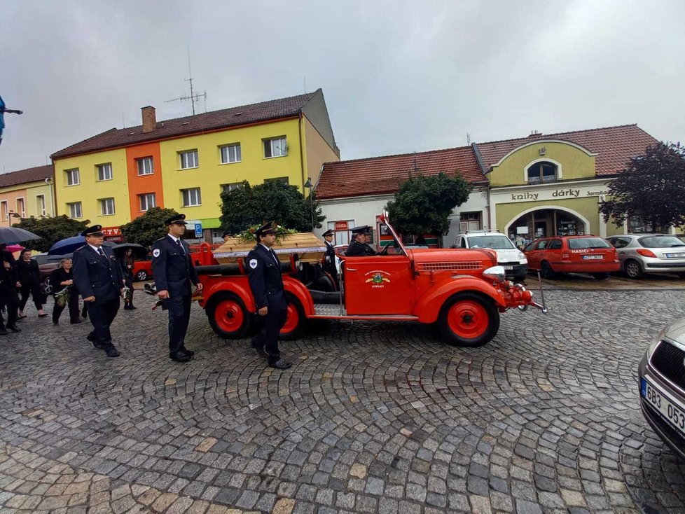 Pohřeb hasiče Jaroslava v Koryčanech.