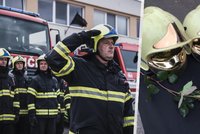 Smrt Marka a Jaroslava v Koryčanech zasáhla hasiče po celé republice: Černá vlajka u každé hasičárny