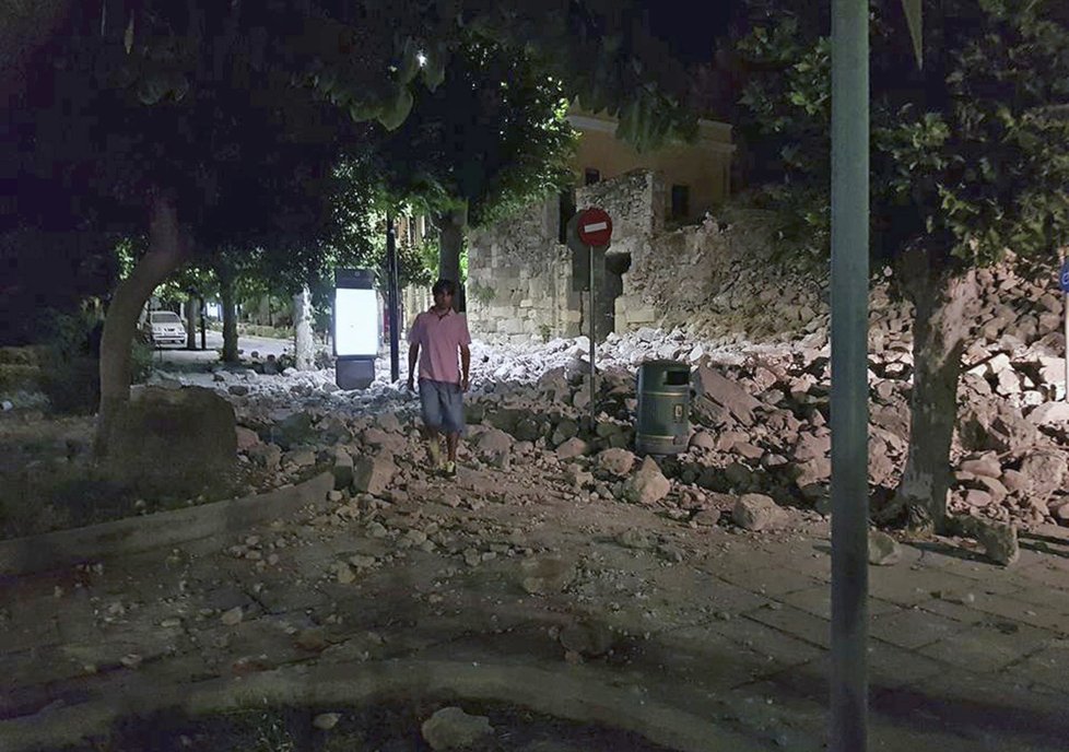 Řecký ostrov Kos postihlo silné zemětřesení.