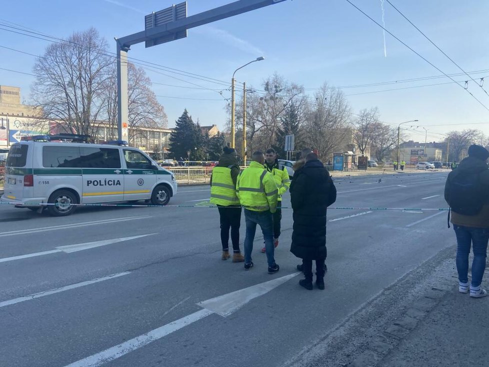 Nehoda, kterou v centru Košic zavinil jednatel realitní kanceláře Ivan M. (43), si vyžádala život tří osob.