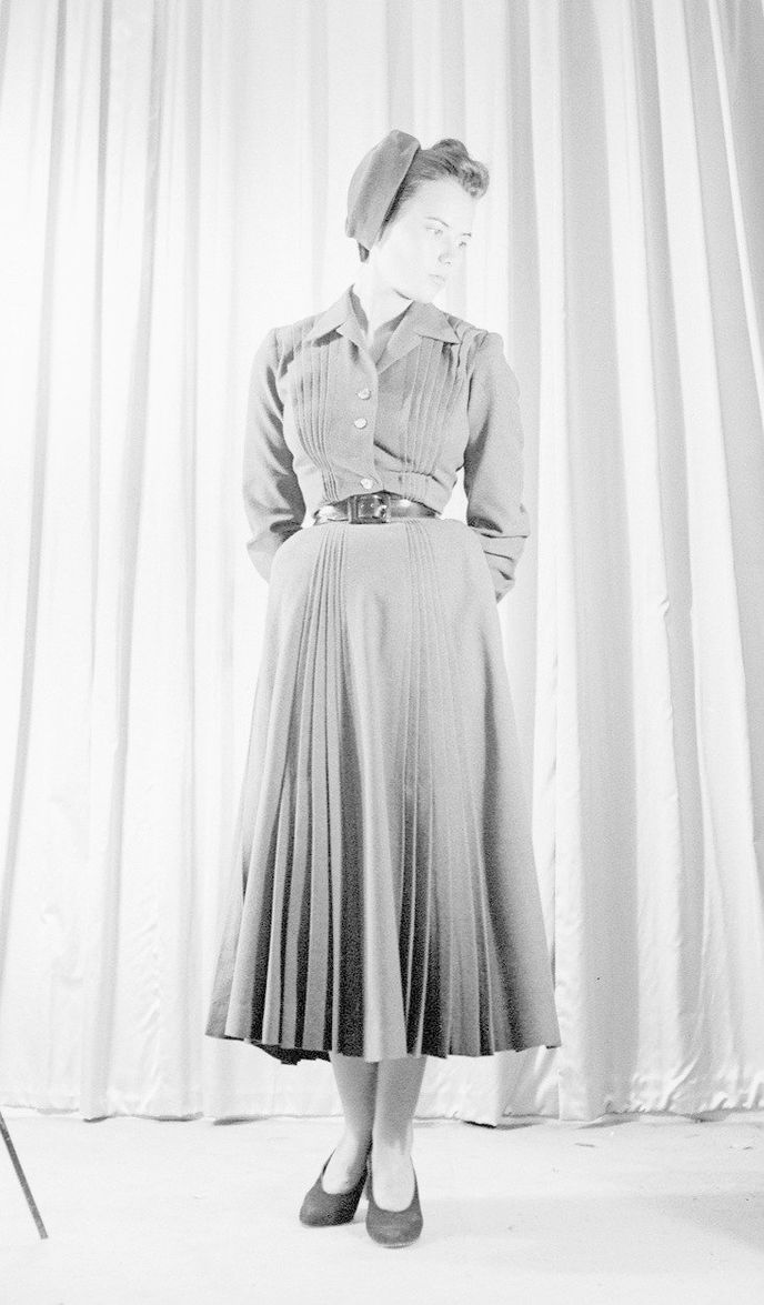 Christian Dior (1947)