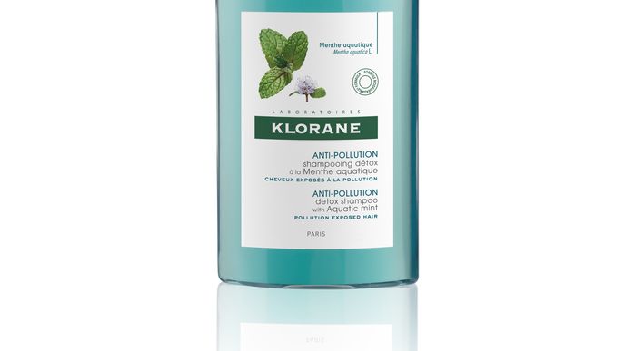 Detoxikační šampon s mátou vodní, Klorane, 249 Kč/200 ml
