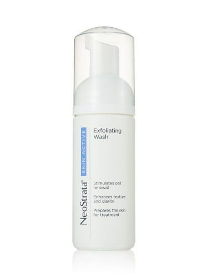 Čistící exfoliační pěna pro zralou pleť Exfoliating Wash, NeoStrata, 999 Kč/125 ml