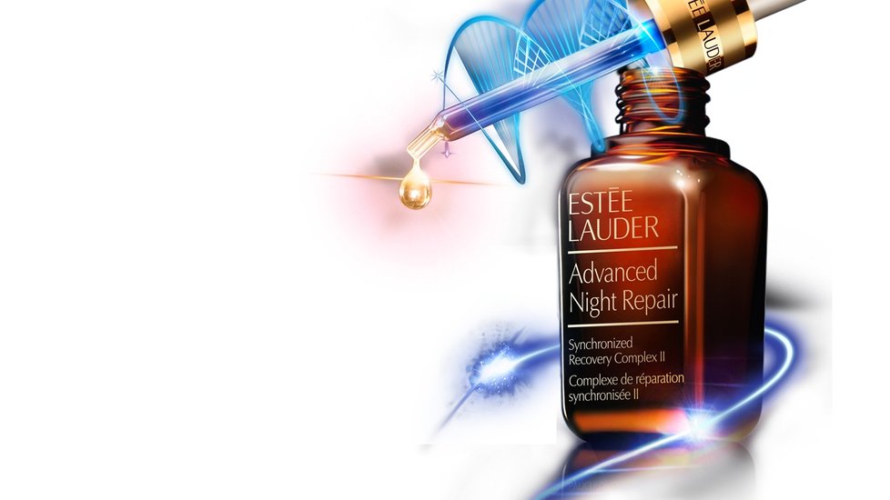 Etée Lauder Advanced Night repair sérum, 1590 Kč, www.parfums.cz