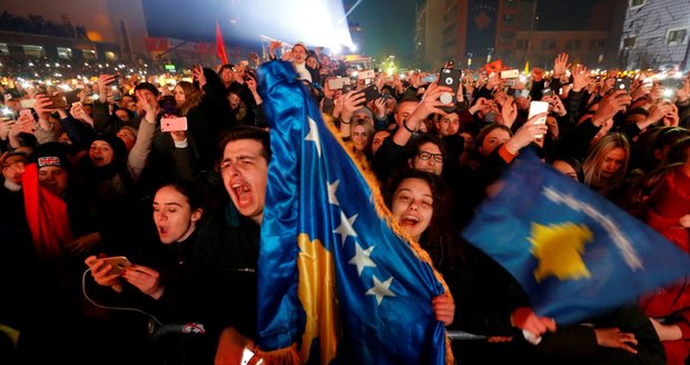 Historický moment: Kosovo a Srbsko „normalizují vztahy“, u dohody stál Trump