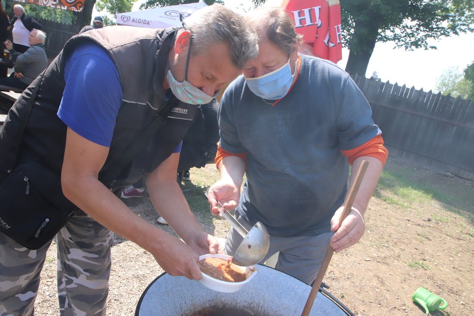 V sobotu 16. května se ve Veselí nad Moravou konal I. ročník koštu polévek, dorazilo přibližně osm desítek návštěvníků, kteří hodnotily devět různých polévek.