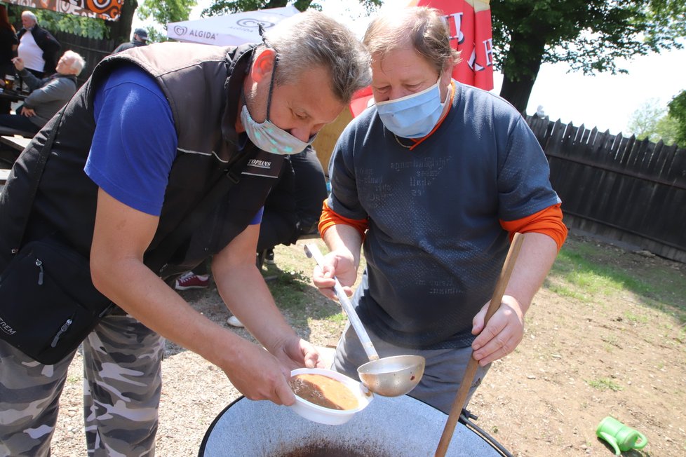 V sobotu 16. května se ve Veselí nad Moravou konal I. ročník koštu polévek, dorazilo přibližně osm desítek návštěvníků, kteří hodnotily devět různých polévek.