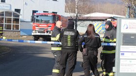 Při výbuchu propanbutanové lahve se v Košťanech na Teplicku zranilo 5 lidí.
