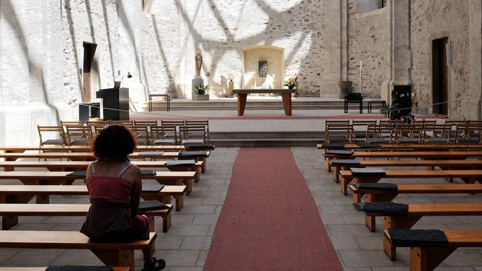 Evropa má velký problém: Co se má stát s tisíci kostely, do kterých nechodí lidé?