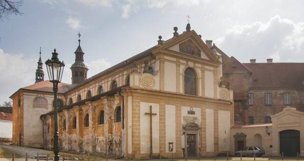 Kostel Nanebevzetí Panny Marie, součást klášterního komplexu v Plasích.