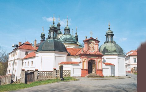 Poutní areál v Klokotech u Tábora patří mezi barokní perly jižních Čech.