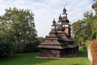 Petřínský poklad vstává z popela: Unikátní dřevěný kostel se opravuje jako před stovkami let
