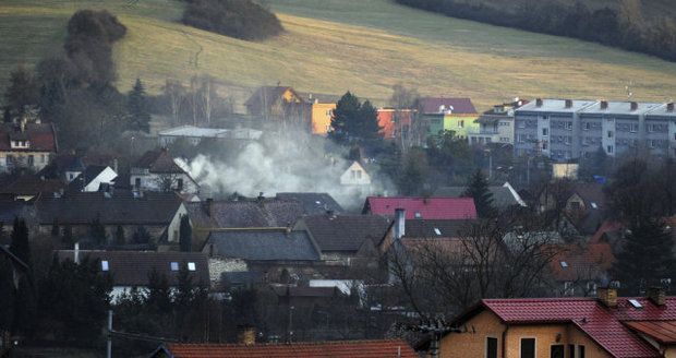 Čím topíte? Úředníci budou moci díky novele zákona o ovzduší kontrolovat kotle.