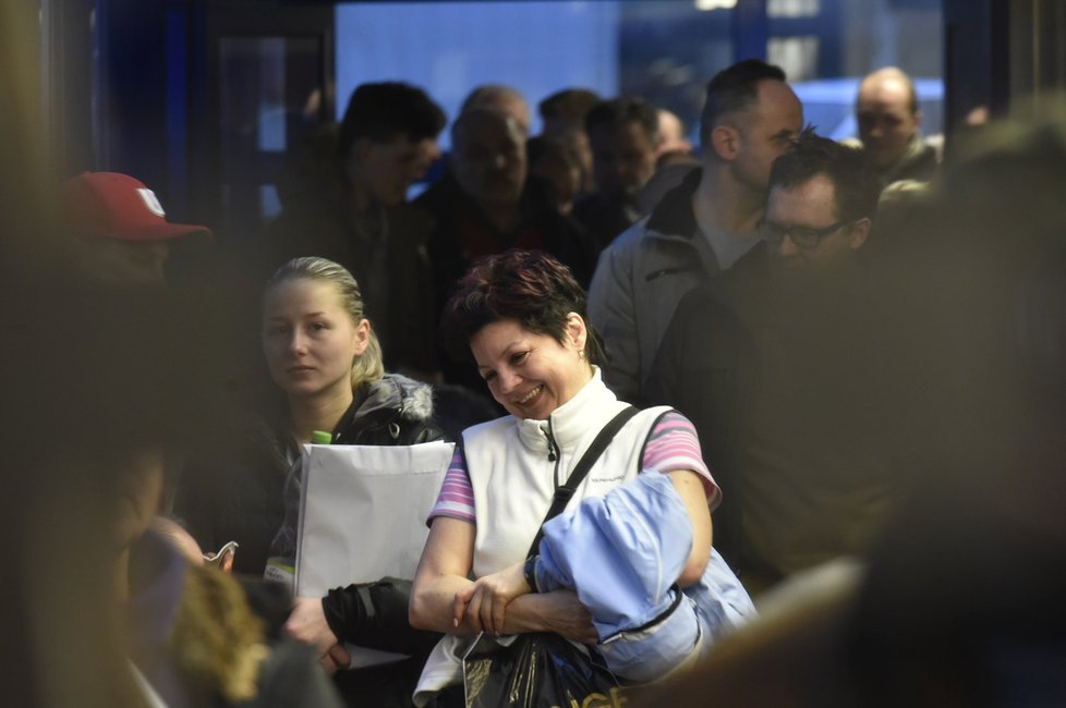 Takhle vypadá zájem v Česku o kotlíkové dotace: V první vlně poslalo letos ministerstvo regionům tři miliardy korun.