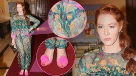Blogerka Nikol Kouklová v barevné zácloně a růžových sandálech s bambulkou!