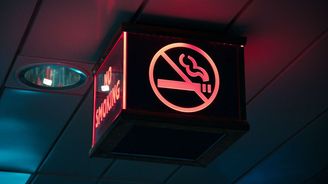 Jak přestat kouřit? Kouření je dětská nemoc a postupné ubírání cigaret nestačí, říká lékařka Jak přestat kouřit? Kouření je dětská nemoc a postupné ubírání cigaret nestačí, říká lékařka