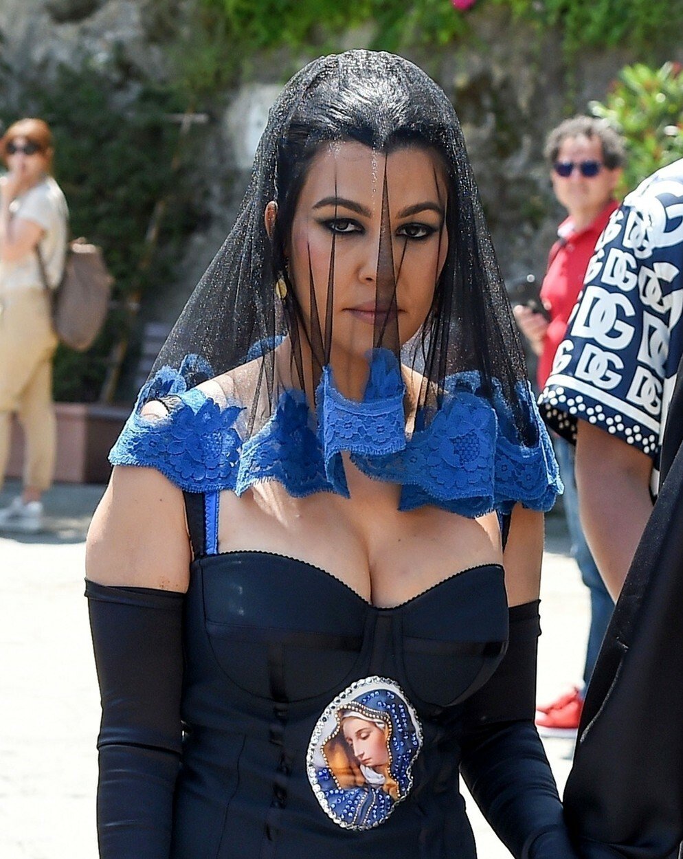 Kourtney Kardashian před svatbou v černém modelu