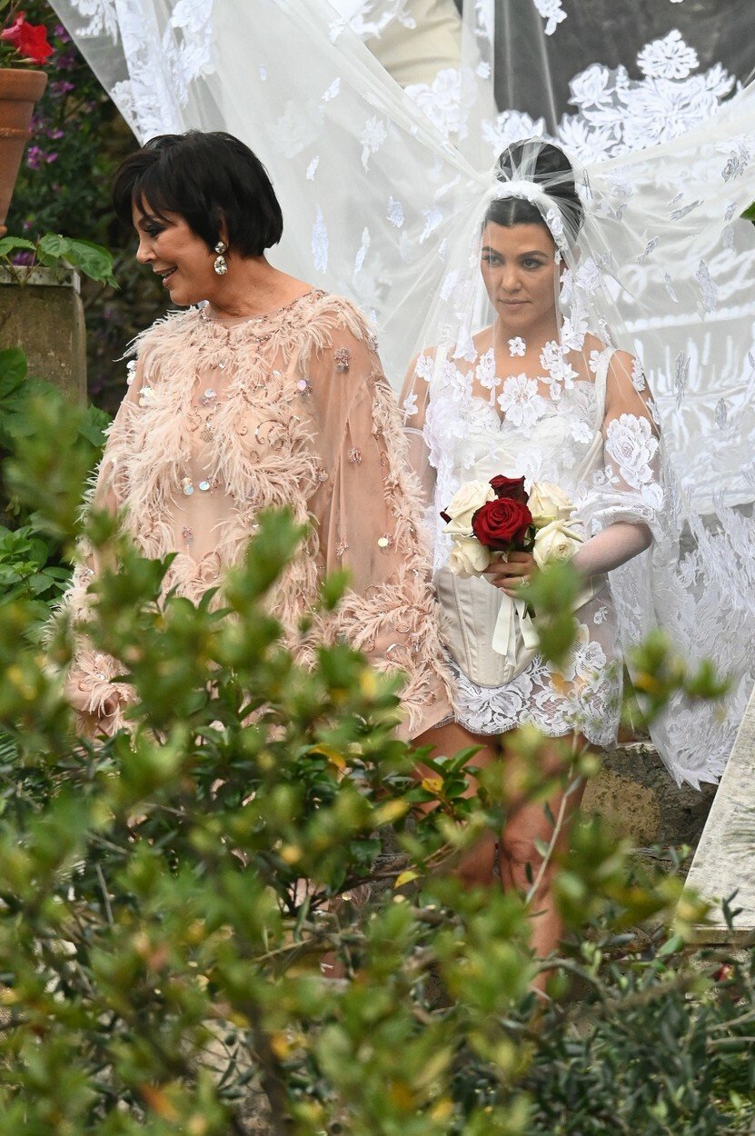 Svatba Kourtney Kardashian: Nevěsta s maminkou