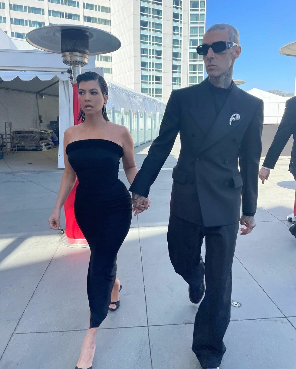 Kourtney Kardashian a Travis Barker se tajně vzali v Las Vegas.