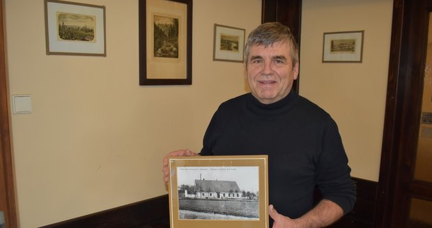 Do motorestu Kukačka vstoupil Tomáš Kovařík (71) poprvé jako brigádník v 15 letech a zůstal mu věrný půl století.