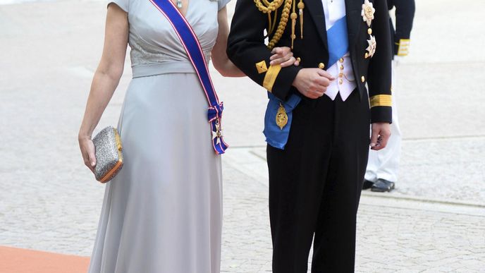 Princ Edward s manželkou Sophií, která oblékla šaty české návrhářky Kovaříkové