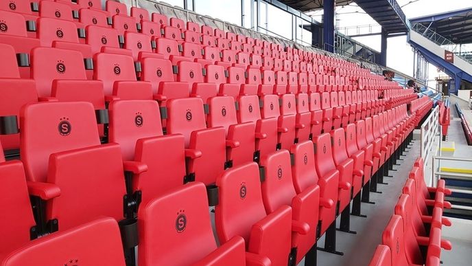 VIP sedadla pro AC Sparta Praha od Kovostalu
