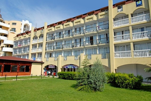 Hotel Amfora Club v Bulharsku.