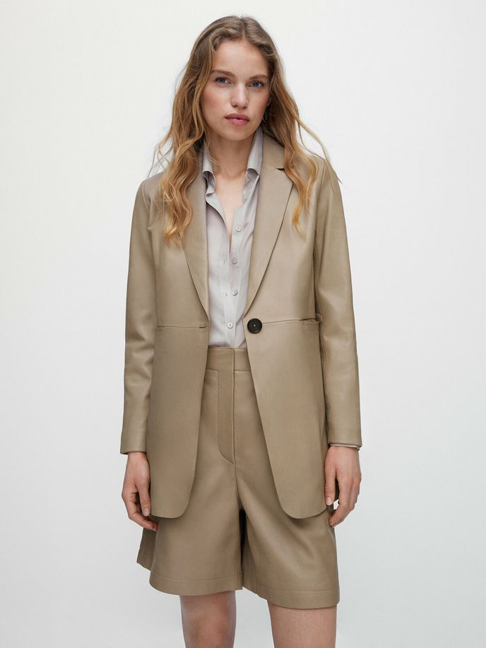 Massimo Dutti, 7995 Kč, massimodutti.com