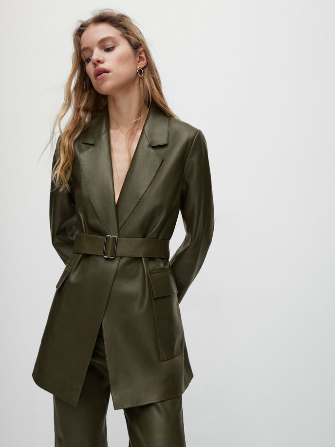 Massimo Dutti, 7995 Kč, massimodutti.com