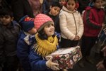 Vánoční sbírka Krabice od bot rozdává dětem radost už 11 let