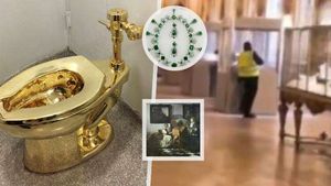 Největší loupeže v dějinách: V Louvru se nekradlo poprvé! A zlatý záchod za 130 milionů Největší loupeže v dějinách: V Louvru se nekradlo poprvé! A zlatý záchod za 130 milionů