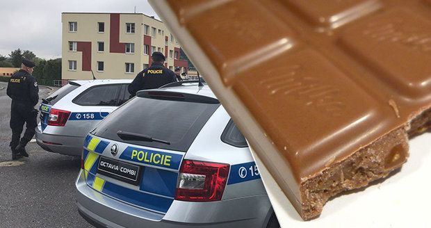 Lotři ukradli čokolády a sladkosti. Dvě stejné krádeže v jeden den řešili policisté v Praze.