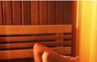 Simona Krainová v sauně.