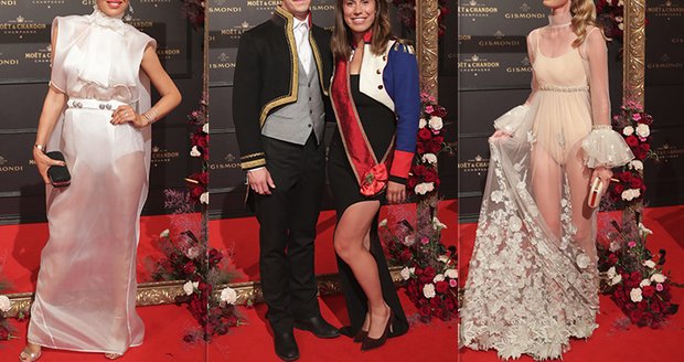 Moët party a odhalené dámy