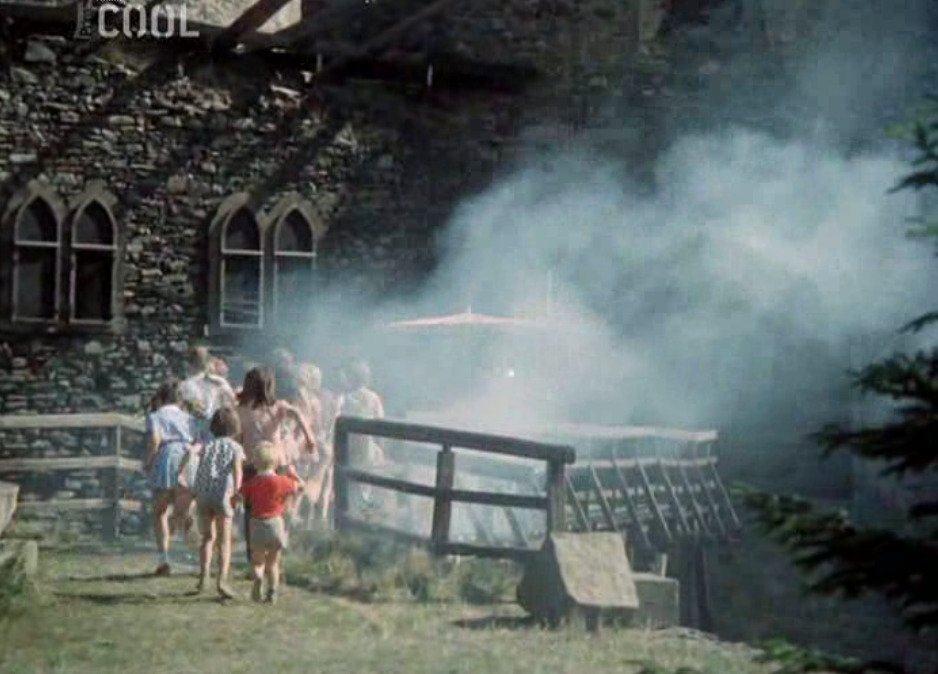 Ať žijí duchové! (1977)