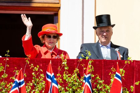 Norský král Harald V. s manželkou Sonjou Norskou