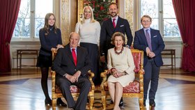 Norský král Harald V. s rodinou