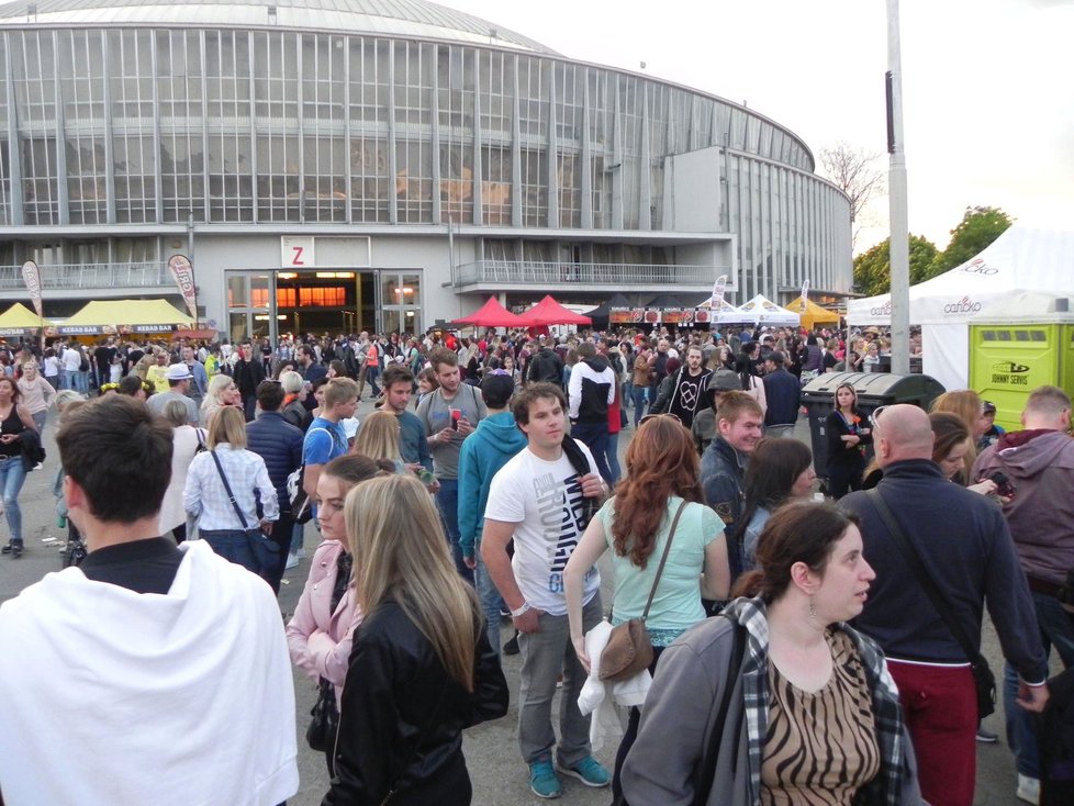 Na hudební festival na brněnské Výstaviště, jehož součástí byla i volba Krále majáles pro rok 2017, dorazily tisíce návštěvníků