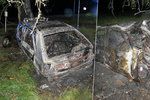 Hořící auto skrývalo děsivý obsah: Tělo řidiče vyprostila až policie.