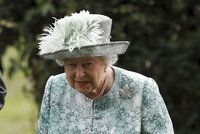 Británii svírá strach: Královně Alžbětě (92) je zle, oznámil Buckinghamský palác