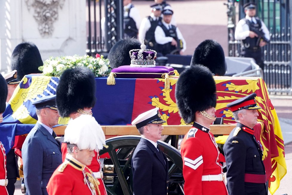 Poslední cesta královny Alžběty II. do Westminsteru