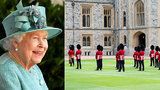 Opožděná oslava narozenin královny Alžběty II. (94): Na ceremonii zazářila!