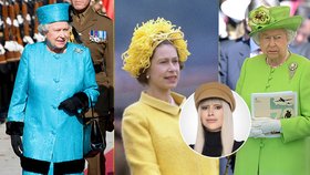 Nezaměnitelný módní styl královny Alžběty II. podle Iny T.: 50 let stejné boty, 200 kabelek a odvaha s kloboučky!