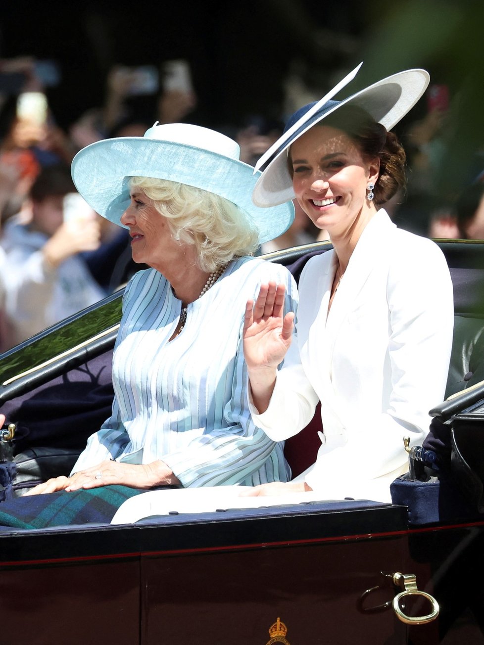 Oslavy královského jubilea: Camilla a vévodkyně Kate
