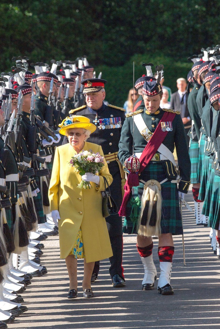 Královna Alžběta na návštěvě Skotska