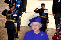 Čestná stráž u rakve královny: Kdo z rodiny dostal od krále Karla III. speciální výjimku?